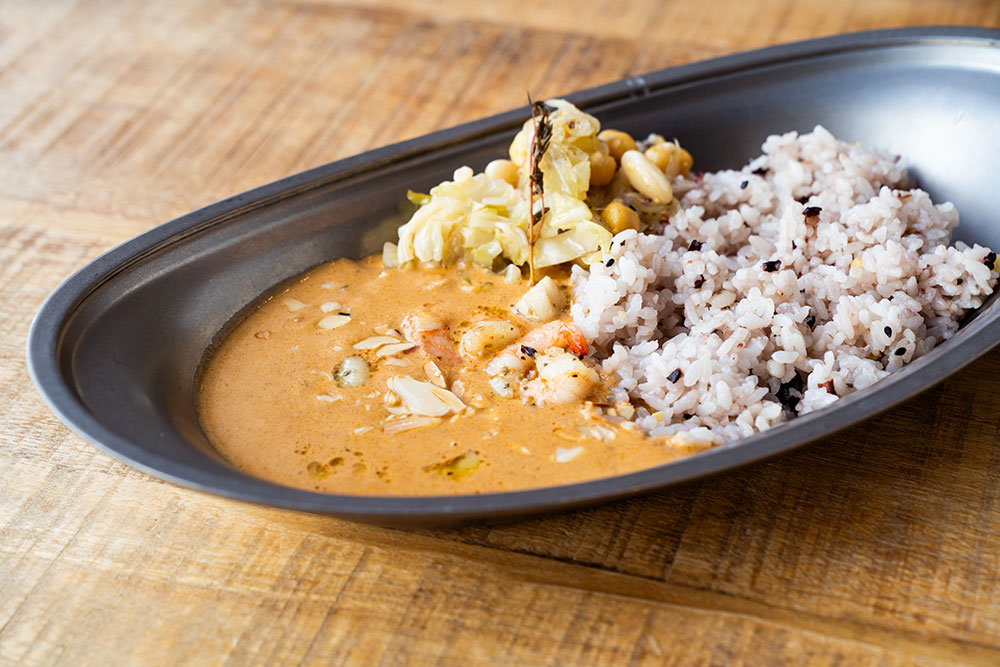 レストランとショップ